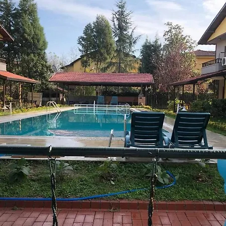 Four Season Four 2 Villa *
